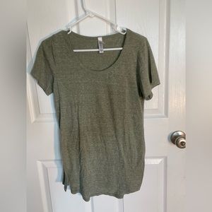 Green lularoe t-shirt